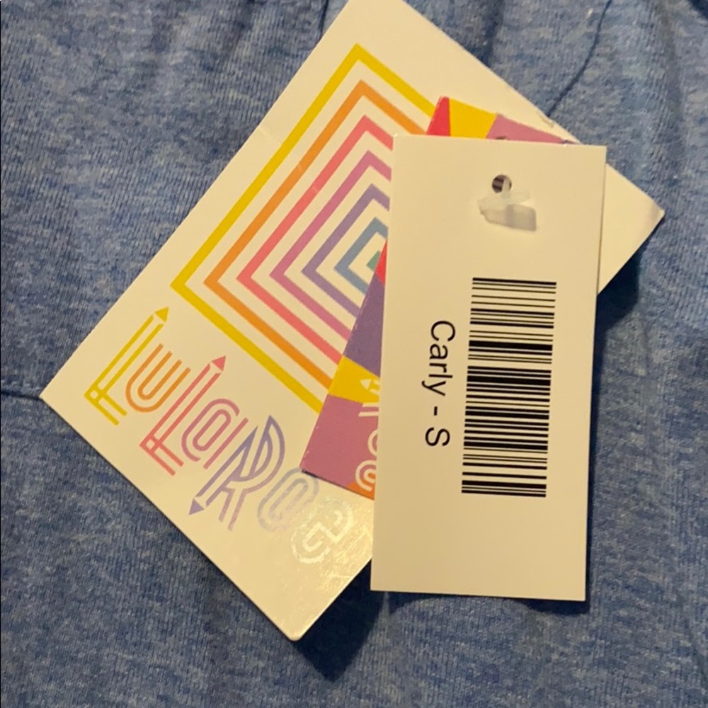LULAROE CARLY - Picture 5 of 7